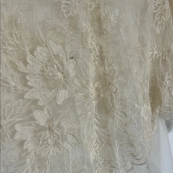 Anthropologie Embroidered Sheer Cream Lace Top - Picture 6 of 6